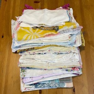 Lot of 60 vintage cutter handkerchiefs / hankies